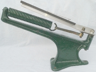 Medium Double Hook Spring, 90° offset hooks fitted to a Bowman Markham